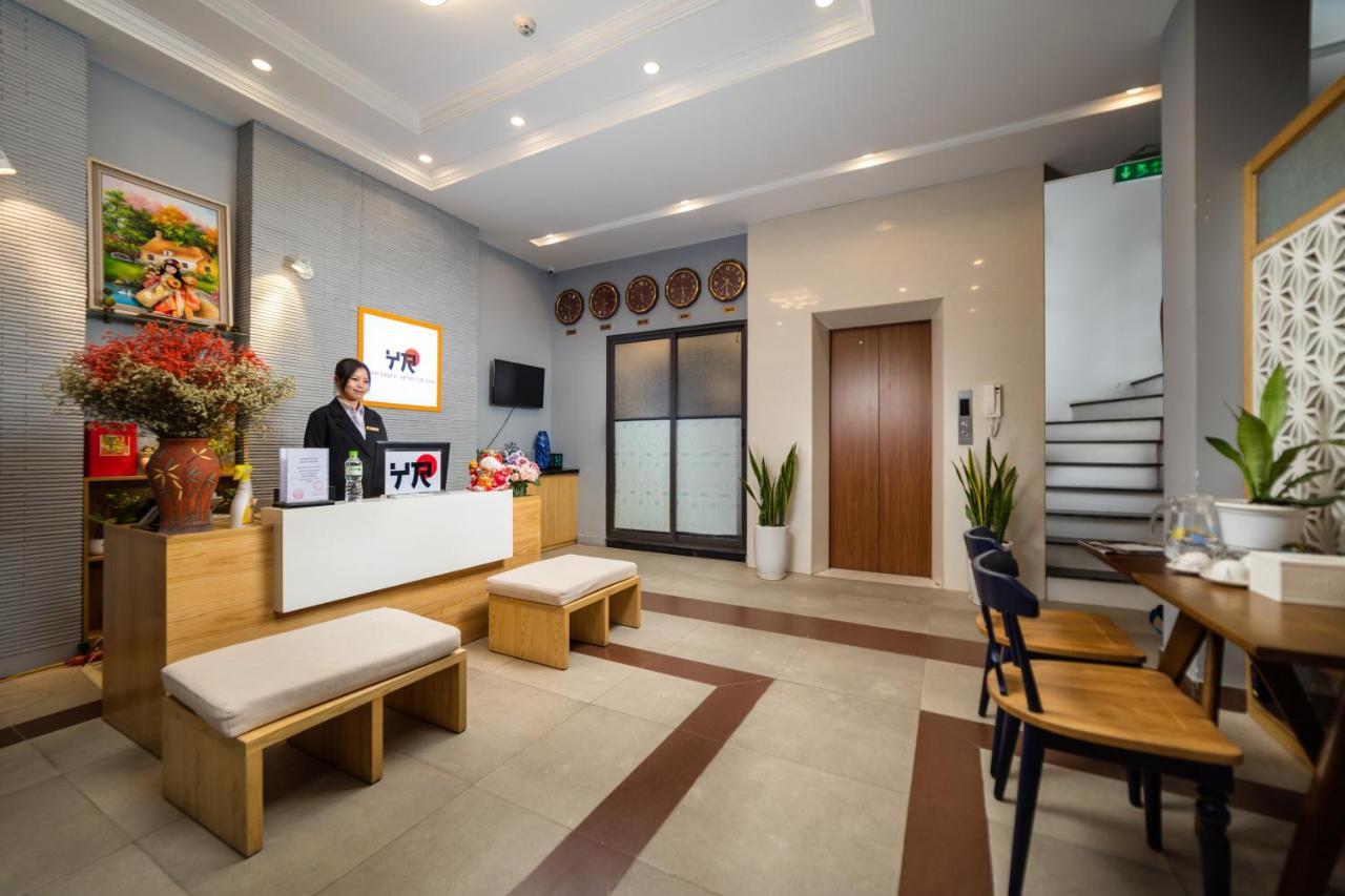 Yr Hotel & Apartments Ханой Екстериор снимка